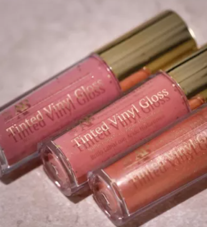 Gloss Con Color y Ácido Hialurónico Ap | Tinted Vinyl Gloss