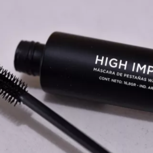 Máscara De Pestañas Negra Waterproof Ap | High Impact