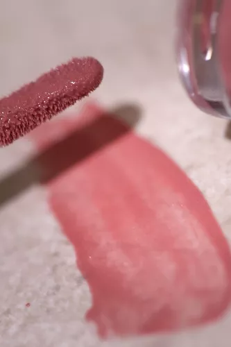 Gloss Con Color y Ácido Hialurónico Ap | Tinted Vinyl Gloss - Imagen 2